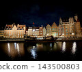 Night view of the Motłava River in Gdansk 143500803