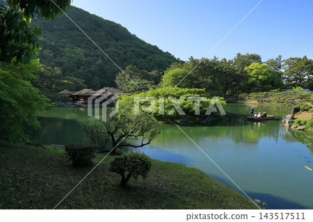 Ritsurin Garden in the warmth of spring (late April) Ritsurin Garden in the warmth of spring (late April) 143517511