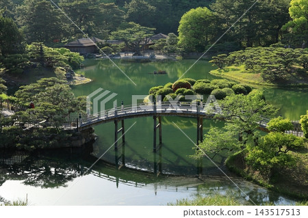 Ritsurin Garden in the warmth of spring (late April) Ritsurin Garden in the warmth of spring (late April) 143517513