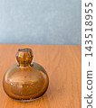 花瓶 143518955