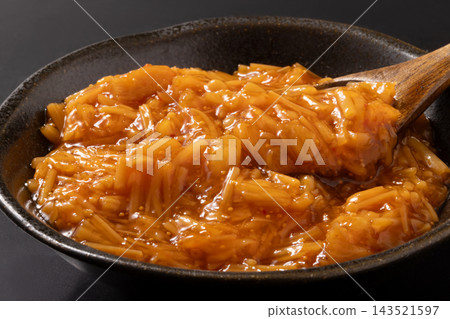 Mentaiko (spicy cod roe), Nameko mushrooms 143521597