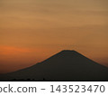 Mount Fuji at sunset as seen from Kanagawa Prefecture 143523470
