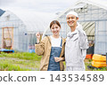 men and women who farm 143534589
