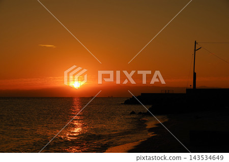 有明海和天空染成了橘色 有明海和天空染成了橘色 143534649