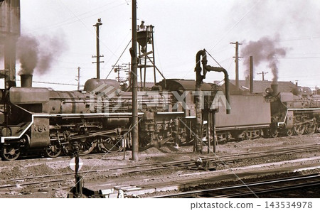1968 年（昭和 43 年）：C55 和 C57 型蒸汽機車，宮崎機務段，九州，宮崎縣，日豐本線，紀實照片。 143534978