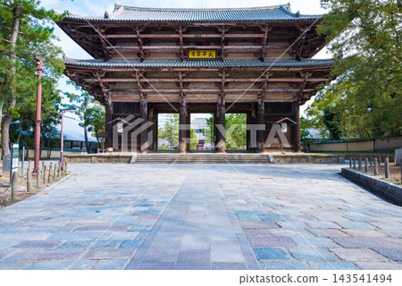 東大寺南門 - 寺院內(奈良縣奈良市奈良公園) 東大寺南門 - 寺院內(奈良縣奈良市奈良公園) 143541494