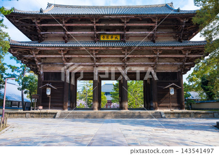 東大寺南門 - 寺院內（奈良縣奈良市奈良公園） 143541497