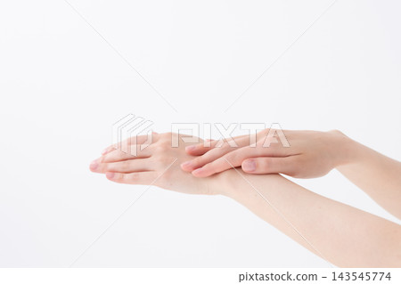 Women's Hands Beauty Women's Hands Beauty 143545774