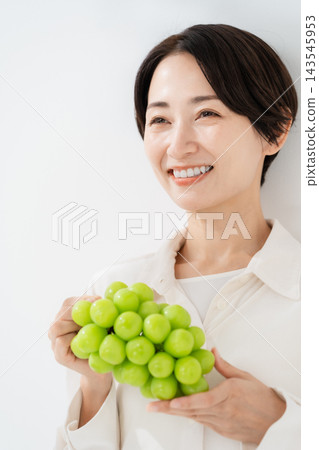 Shine Muscat（雌性） 143545953