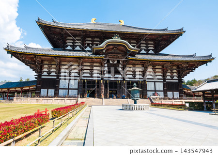 東大寺大佛殿(金堂)(奈良縣奈良市) 東大寺大佛殿(金堂)(奈良縣奈良市) 143547943