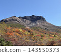 The volcanic rock peaks of Mt. Chausu, adorned with autumn foliage. 143550373