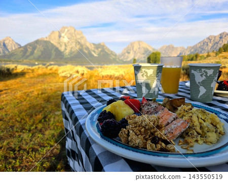 Breakfast with a View 143550519