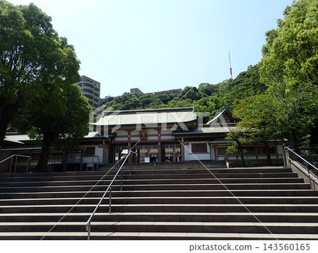 位於鹿兒島縣鹿兒島市的照國神社,是江戶時代後期為供奉藩主而建的神社。 位於鹿兒島縣鹿兒島市的照國神社,是江戶時代後期為供奉藩主而建的神社。 143560165