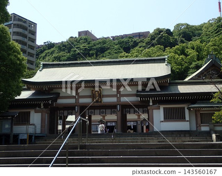 位於鹿兒島縣鹿兒島市的照國神社,是江戶時代後期為供奉藩主而建的神社。 位於鹿兒島縣鹿兒島市的照國神社,是江戶時代後期為供奉藩主而建的神社。 143560167