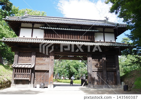 從弘前城二之丸(第二外堡)南門望出去 從弘前城二之丸(第二外堡)南門望出去 143560387