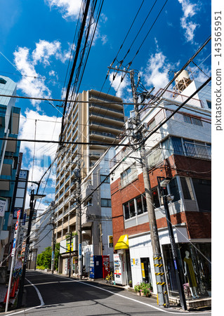東京都調布市西杜鵑丘中央商店街 京王線杜鵑丘站北口 東京都調布市西杜鵑丘中央商店街 京王線杜鵑丘站北口 143565951