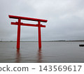 Torii that floats in the sea 143569617