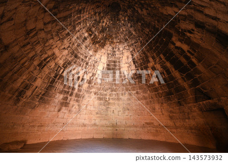 Mycenae ancient tholos tomb corbelled stone dome architecture Mycenae ancient tholos tomb corbelled stone dome architecture 143573932