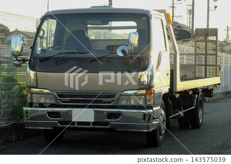 載貨車(1層滑行式裝載平台型) 載貨車(1層滑行式裝載平台型) 143575039