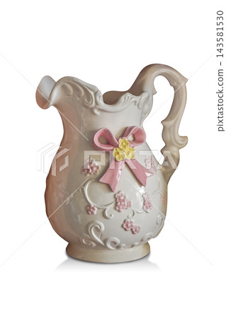 Side view, antique white and pink ceramic jar on isolated background, vintage, object, retro, copy space Side view, antique white and pink ceramic jar on isolated background, vintage, object, retro, copy space 143581530