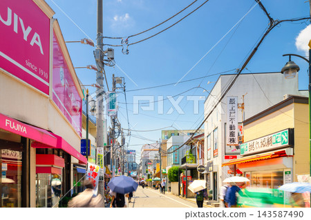 西武池袋線秋津站，站前商店街 143587490