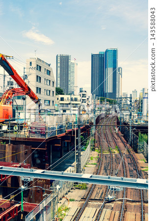 東京雜司谷:都電荒川線及地下隧道建設。 2026.07 f-3 強調冷暖色調 東京雜司谷:都電荒川線及地下隧道建設。 2026.07 f-3 強調冷暖色調 143588043