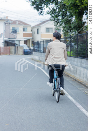 騎自行車的人 騎自行車的人 143589222