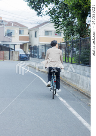 騎自行車的人 騎自行車的人 143589223