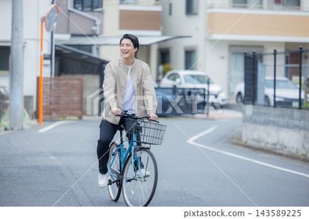 騎自行車的人 騎自行車的人 143589225