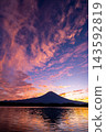 Sunrise clouds and Mount Fuji as seen from Lake Tanuki 143592819