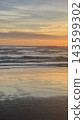 Sunset time at beach 143599302