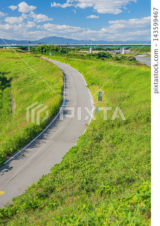 京都府京田邊市木津川風景 京都府京田邊市木津川風景 143599467