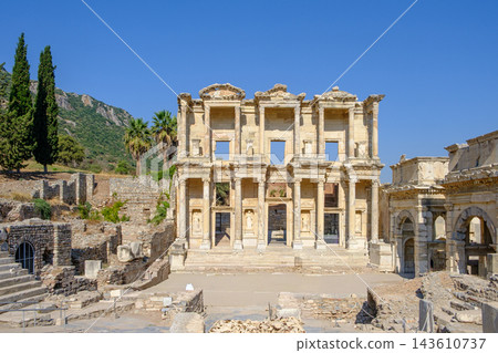 Symmetrical Front View of the Ancient Library of Celsus Symmetrical Front View of the Ancient Library of Celsus 143610737