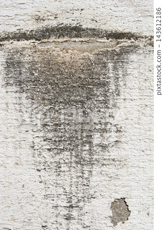 Dirty textured concrete wall with water damage stains Dirty textured concrete wall with water damage stains 143612186