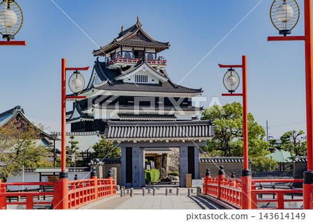 從大手橋眺望清洲城天守閣 從大手橋眺望清洲城天守閣 143614149