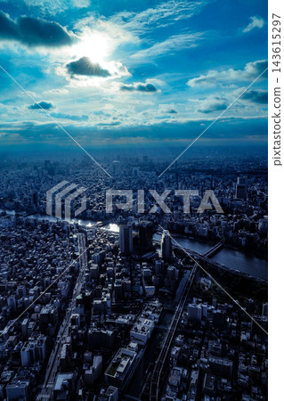 從東京晴空塔眺望東京西部景色。 143615297