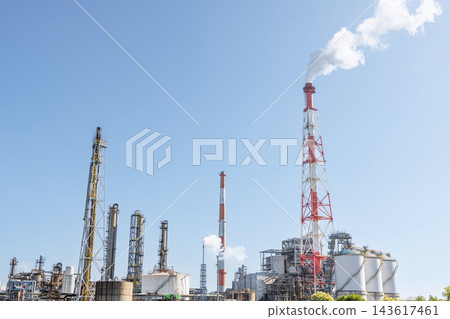冒白煙的化工廠 冒白煙的化工廠 143617461