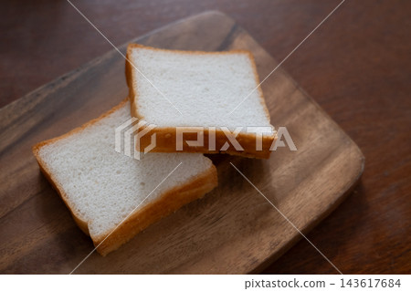 自製麵包：無麩質米粉麵包（方形切片麵包） 143617684