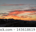 The sky and cityscape of Takatsuki City, Osaka Prefecture, bathed in the colors of the morning glow. 143618619