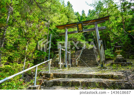 兵庫縣豬名川町金山彥神社 兵庫縣豬名川町金山彥神社 143618687