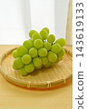 Shine Muscat that looks delicious 143619133
