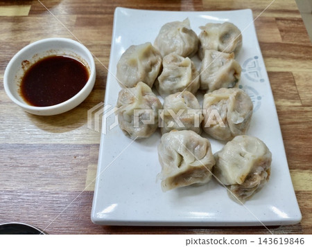 有嚼勁的蒸餃 有嚼勁的蒸餃 143619846