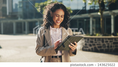 Business woman, tablet and happiness with news, online or social media in outdoor for communication. Career person, technology and cheerful for update, connection or notification on break in England Business woman, tablet and happiness with news, online or social media in outdoor for communication. Career person, technology and cheerful for update, connection or notification on break in England 143625022