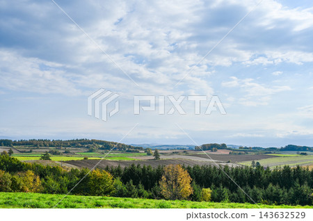 北海道美瑛山 北海道美瑛山 143632529