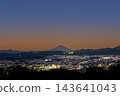 從弘法山看到的日出富士山 143641043