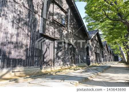 三協倉庫，一座建於明治時期的稻米儲存倉庫。 143643690