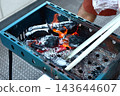 Barbecue Charcoal grilling 143644607