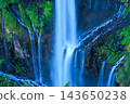 The flow of Kegon Falls in October, as elegant as silk in Nikko. 143650238