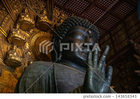 奈良大佛 - 東大寺,世界遺產 奈良大佛 - 東大寺,世界遺產 143658343