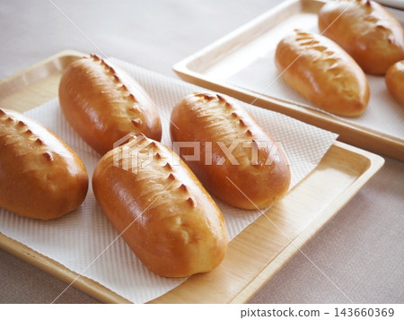 美味的自製牛奶麵包 美味的自製牛奶麵包 143660369